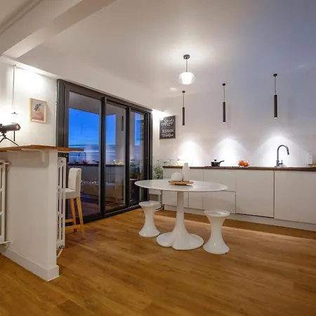 T3 65m2 Terrasse&balcon - Dernier Etage - Proche Gare - Métro Jolimont *