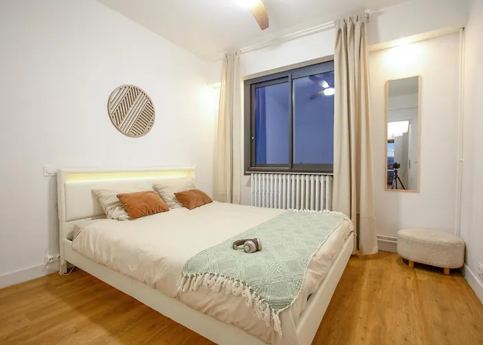 T3 65m2 Terrasse & Balcon - Dernier Etage - Proche Gare - Metro Jolimont Apartment *